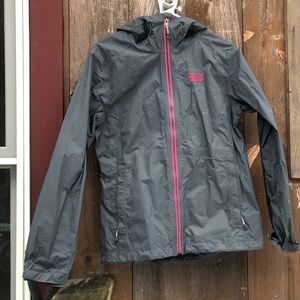Women’s Mountain Hardware Raincoat